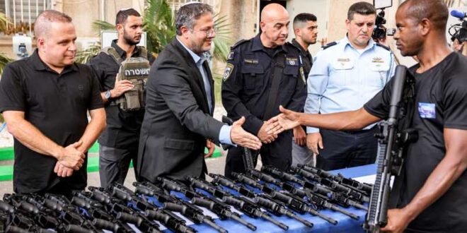 بن غفير يعلن تسهيل قوانين حمل السلاح… بعد مقتل مستوطنين بإطلاق النار